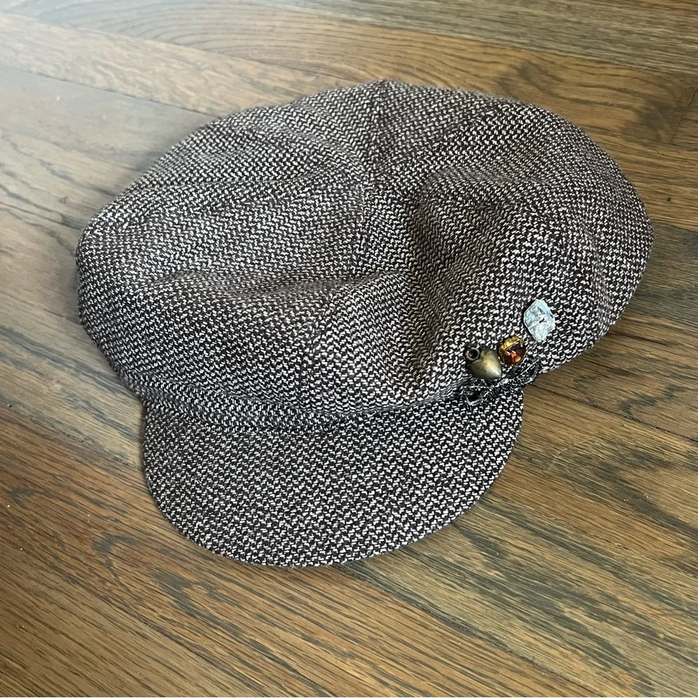 Lane Bryant Y2K Brown Tweed Newsboy Cap Jeweled Brooch OS
